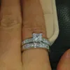 4/6/7/7 / 10ジュエリー10ktホワイトゴールドいっぱいトパーズプリンセスカットシミュレートされたダイヤモンドの結婚指輪セットギフト