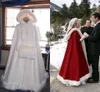 Goedkope Bridal Cape Ivory prachtige bruiloft mantel met capuchon met faux bont trim angel lengte rood wit perfect voor winter op maat gemaakt wraps jas