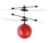 3 Types Crackle Crystal RC Flying Ball Infrarouge Sens Induction Mini Avion LED Clignotant Télécommande UFO Jouets Avec Emballage De Vente Au Détail