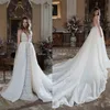 Berta Bridal Lace Suknie ślubne z odłączanym ogonem Głębokie V Neck Backless Suknie Ślubne Katedra Pociąg Suknia Ślubna Bez Rękawów