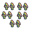 10 datorer Multicolor Mushroom broderade lappar för klädjärn på överföringsapplikationspatch för väskor jeans DIY Sy på broderi S273W