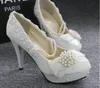 Perles de perles blanches chaussures de mariage bout rond talon haut Applique sandales d'été chaussures de mariée accessoires