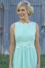 2015 Light Sky Blue Country Vestidos de dama de honor con escote de flores Una línea Apliques de encaje alto y bajo Vestidos de fiesta de boda para dama de honor