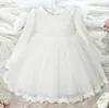 2016 printemps bébé filles dentelle robe à manches longues enfants princesse robes rose blanc fille robe de bal avec grand arc enfants fête tutu jupes