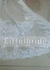 Oszałamiająco oszałamiający zroszony welony ślubne 2016 Eifflebride z ozdobioną koronkową aplikację krawędź dwie warstwy około 3 metrów długie welony ślubne