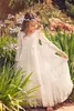 2020 Vintage Flower Girl Sukienki na wesela boho białe długi rękaw Sheer Back Księżniczka Pierwsze suknie komunia