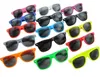 14 couleurs offre spéciale lunettes de soleil de style classique femmes et hommes lunettes de soleil de plage modernes lunettes de soleil multicolores