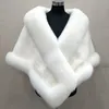 2020 hiver mariage manteau mariée fausse fourrure enveloppes châles chauds vêtements d'extérieur haussement d'épaules noir blanc pour mariée demoiselle d'honneur équipe femmes veste bal