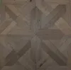 ロシアオークサペレウッドフロアウッドポリゴン装飾木製の床ビーチのテラッククルミ白樺の木製の床のオークメルバウ天然油木製の床