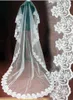 Vintage White Ivory One Layer Wedding Veil spetsar kantade kapelllängd romantiska brudslöjor med kam billigt redo att skicka CPA091298E