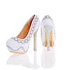 白と象牙の結婚式のパーティーのデザイナーパールシューズシルバーラインストーンの豪華なプロムポンプとサイズの高いヒールの靴