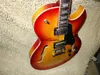 Custom Shop 137 Jazz Electric Guitar Hollow Body Gitarr i Cherry Burst Siberian Tiger Gratis frakt A111119