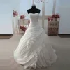 Klasyczny styl Prawdziwe zdjęcia Sweetheart Księżniczka Suknia ślubna Sąd Pociąg Kości Ivii Organza New Arrival