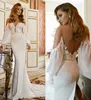Nya trender långärmade sjöjungfru bröllopsklänningar med guldbälte illusion tillbaka spetsar bröllopsklänningar sopa tåg sexig brudklänning 2017