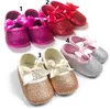 Baby First Walkers Meninas infantis Novo bebê primeiros caminhantes brilhantes fitas fitas bowknot macio sola moda sapatos de algodão 0-24m crianças