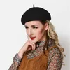 Kobiety Beret Feel Wool Black Fascynator Cocktail Party Wedding Church Sukienka Ascot Race Winter Hat A422