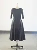 Echte schlichte Abendkleider im neuen Stil, schwarz, mittellang, dünn, elegant, kurzes Bankettkleid, Sommer-Abschlussball-Partykleider