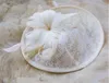 خمر جديد الكنيسة ديربي عفرات الزفاف الزفاف fascinator بيضاء حبوب بوكس ​​الدانتيل زهرة قبعة الرأس تاج تاج Tiara 2628674