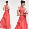 Gorąca Sprzedaż Coral Druhna Dresses Beach Garden Długa pokojówka Suknia Honorowa Na Wedding Jewel Cap Neck Rękawy Koronki Szyfonowa Formalna Nosić