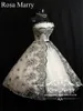 Gothic 1950s Svart Vit Korta Bröllopsklänningar 2019 En linje Strapless Plus Storlek Lace Billiga Te Längd Land Classic Overskirt Bridal Gowns