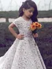 Vestidos de flores de casamento para meninas para praia, rendas feitas à mão, princesa, vestidos de baile, meninas adoráveis, vestido de desfile, mangas compridas, vestido formal336b