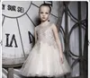 Högkvalitativ 2016 Ny Guldflicka Sommar Lace Stitching Dress Barn Ärmlös Vest Princess Dresses Kids Lace Gaze Dress Cute Girl Dress