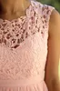 Applique di pizzo elegante abiti da damigella d'onore gioiello senza maniche abito da sposa abito da sposa puro schienale con cerniera sweep treno chiffon a buon mercato abito formale