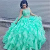 Sexy 16 robe menthe vert à volants organza dentelle Quinceanera robes 2 pièces robe de bal princesse gonflée à volants mascarade bal filles robes de