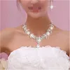 2021 Nieuwe Vrouwen Mode Bridal Rhinestone Crystal Drop Ketting Ooronderen Geplateerde Sieraden Set Oor Clip Naald Bruiloft Oorbellen Hanger Goedkoop