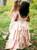 Blush Pink Flower Girl Jurken voor bruiloften Bateau Hals Mouwloze Tiered Lange Volledige lengte Kinderen Bruiloft Formele Wear Tienerjurken