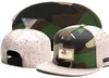 Wysokiej Jakości Koszykówka Snapback Caps Hip Hop Kapelusze baseballowe Haft piłka nożna Regulowany Kapelusz Moda Odkryty Sporty Czapki 100styles