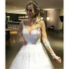 Splendido abito da sposa in pizzo Abiti da sposa a linea Scollo a cuore Illusion Abito da sposa a maniche lunghe Tulle trasparente Vedi attraverso la schiena