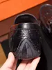 Новая мода натуральная кожа обувь для мужчин Бизнес мужская платье Бизнес Офис оксфорды страус шаблон обувь
