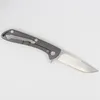 High End New Design D2 Steel Flipper Folding Kniv 60hrc Satin Svart titnas handtag EDC Pocket Kniv Presentsamlingsbara knivar
