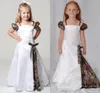2016 Camo Blumenmädchenkleider für Hochzeit Spaghetti Flügelärmeln A-Linie Mädchen Festzug Kleider Kinder Partykleider Camouflage Kid Prom Kleider