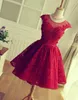 짧은 Sweety 칵테일 드레스 보석 깎아 지른 목에 Applique 자수 이브닝 드레스 백 지퍼가 달린 빨간색 커스텀 가운