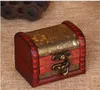 spedizione gratuita 200 pz Vintage Jewelry Box Organizer Storage Case Mini Wood Flower Pattern Contenitore in metallo Scatole di legno fatte a mano