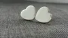 30pair Tiny Heart Studs Ohrringe Einfache Liebe Herzohrringe süße kleine geometrische Hölzerohrringe für Frauen Schmuck