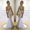 2019 New Sexy White Mermaid Longo Único Prom Dresses Satin frisado apliques de alta Neck Zipper-Up Trem Tribunal vestidos de noite formais Custom Made