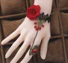 Bracelets en dentelle Rose Vintage avec anneaux intégrés bijoux fleurs cristal fait à la main femmes élégantes nouveauté cadeau de noël 12 pcs/lot