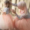 Saudiarabien Sequined Långärmade Prom Klänningar Silver och Peach Pink Aftonklänningar Dubai Kvinnor Billiga Formell Party Vestidos Anpassad