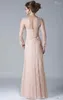 2020 Ny Blush Rosa Lace Moder av bruden Klänningar Långärmade Applikationer Golvlängd Formell Moder Dress Evening Kappor Billiga Skräddarsy