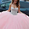 Tulle Sweet Sweetheart 16 Księżniczka Dziecko Różowa Suknia Balowa Quinceanera Suknie Zroszony Kryształy Top Party