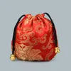 Billiga Small Drawstring Presentväska Silk Brocade Smycken Förvaring Påse Candy Tea Wedding Party Favor Bags Cloth Packaging