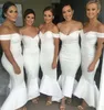 2017 vita billiga brudtärna klänningar från axeln sjöjungfrun sexig maid av ära klänningen Hej låg bröllop gästklänningar festklänningar