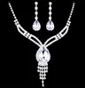 Set di gioielli da sposa Orecchini Collana anelli Bracciale Accessori un set include quattro pezzi moda di lusso nuovo stile HT1261709596