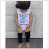 Sevimli Bebek Yaz Tulum 2016 Yeni Bebek Beyaz Kolsuz Harfler Baskılı Tulumlar Toddler% 100% Pamuk Romper Yenidoğan Tek Parça Onesies