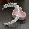 Perły Diamentowe Korony Ślubne Bridal Headpieces Opaski Damskie Kryształ Biżuteria Tiaras Hurtownie Party Quinceanera Urodziny Akcesoria do włosów