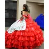 2017 Sexy Red White Satin Ball Suknie Haft Quinceanera Suknie z koralikami Sweet 16 Sukienki 15 rok Prom Suknie QS1003