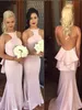 Besonderes langes rosafarbenes Brautjungfernkleid im Meerjungfrau-Stil mit offenem Rücken, sexy, rückenfrei, günstige Brautjungfernkleider, lange Strandhochzeitsparty-Kleider